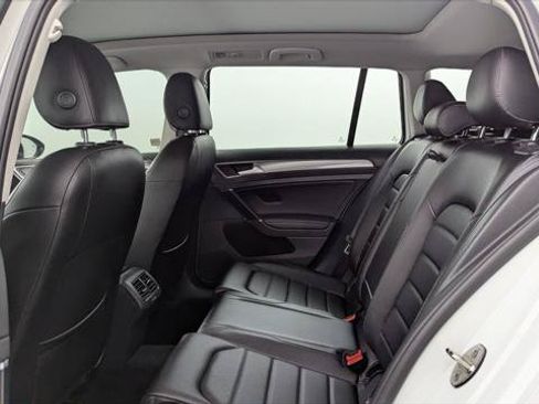 Used 2018 Volkswagen Golf Alltrack SEL AWD/4WD image 13