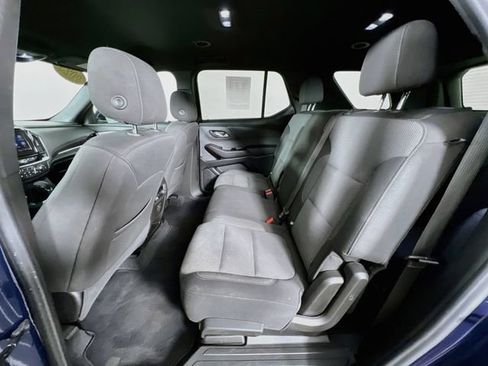 Used 2023 Chevrolet Traverse LT AWD/4WD image 23