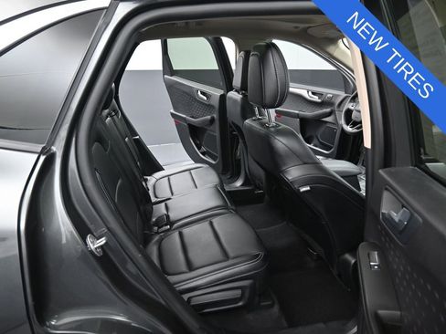 Used 2020 Ford Escape SEL AWD/4WD image 33
