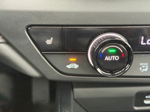 Certified 2023 Honda Accord EX image 27