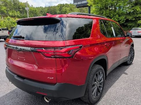 Used 2023 Chevrolet Traverse RS AWD/4WD image 8