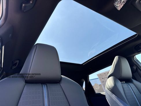 New 2026 Subaru Solterra AWD/4WD image 10