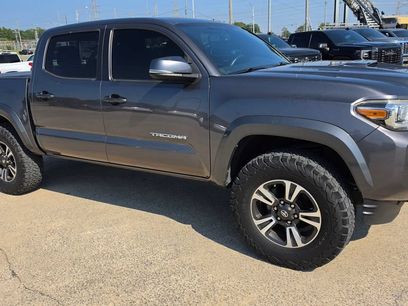 Used 2017 Toyota Tacoma TRD Sport w/ Premium & Technology Package