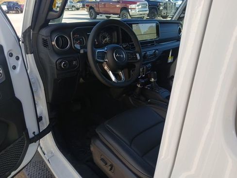 New 2026 Jeep Wrangler Sahara image 48