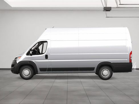 New 2024 RAM ProMaster 3500 w/ Premium Convenience Group image 19