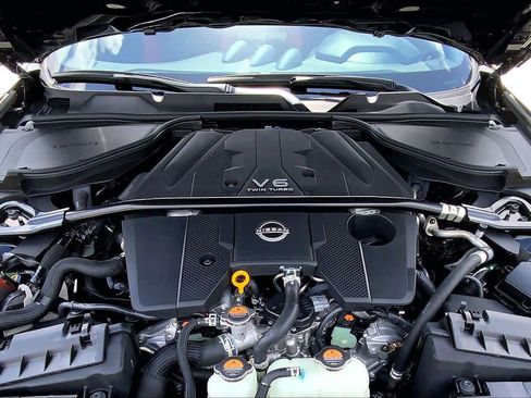Used 2025 Nissan Z Performance w/ Floor Mat Package RWD image 27