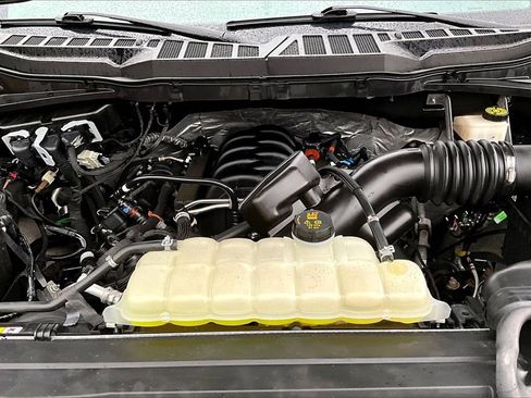 Used 2022 Ford F150 XLT w/ XTR Package image 28