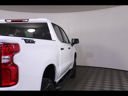 Certified 2025 Chevrolet Silverado 1500 LT Trail Boss w/ Dark Appearance Package AWD/4WD image 21