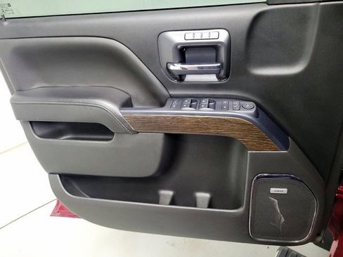 Used 2018 GMC Sierra 1500 Denali w/ Denali Ultimate Package image 5