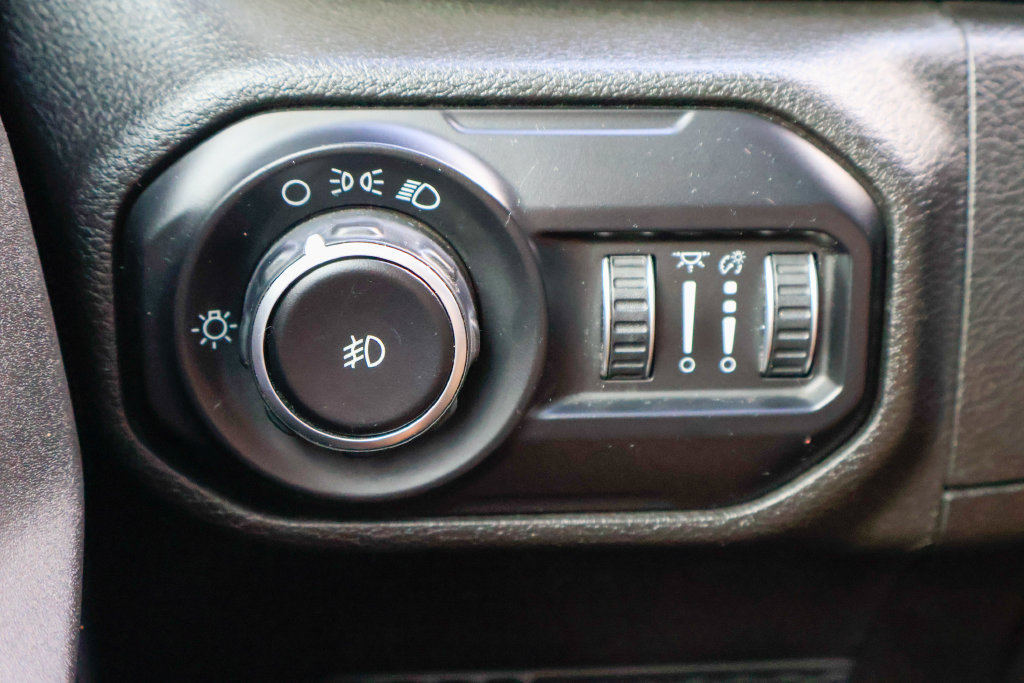 Used 2018 Jeep Wrangler Unlimited Sport AWD/4WD image 19