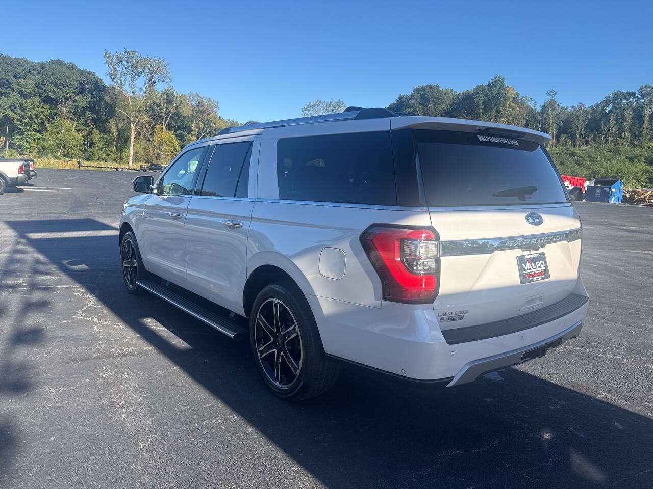 Used 2019 Ford Expedition Max Limited w/ Special Edition Package AWD/4WD image 11