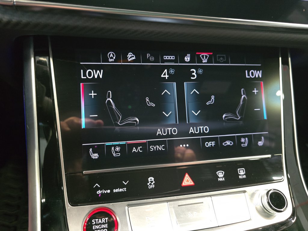 Used 2026 Audi SQ7 Prestige AWD/4WD image 28