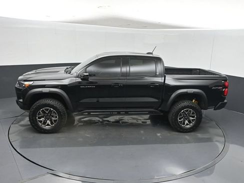 Used 2024 Chevrolet Colorado ZR2 AWD/4WD image 40