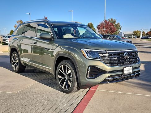 New 2026 Volkswagen Atlas SEL Premium R-Line image 5