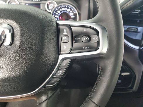 Used 2025 RAM 2500 Big Horn AWD/4WD image 25