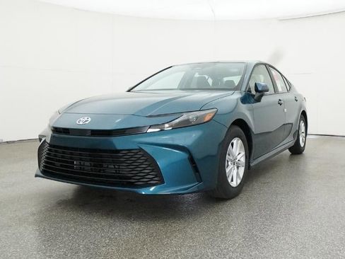 New 2026 Toyota Camry LE image 32