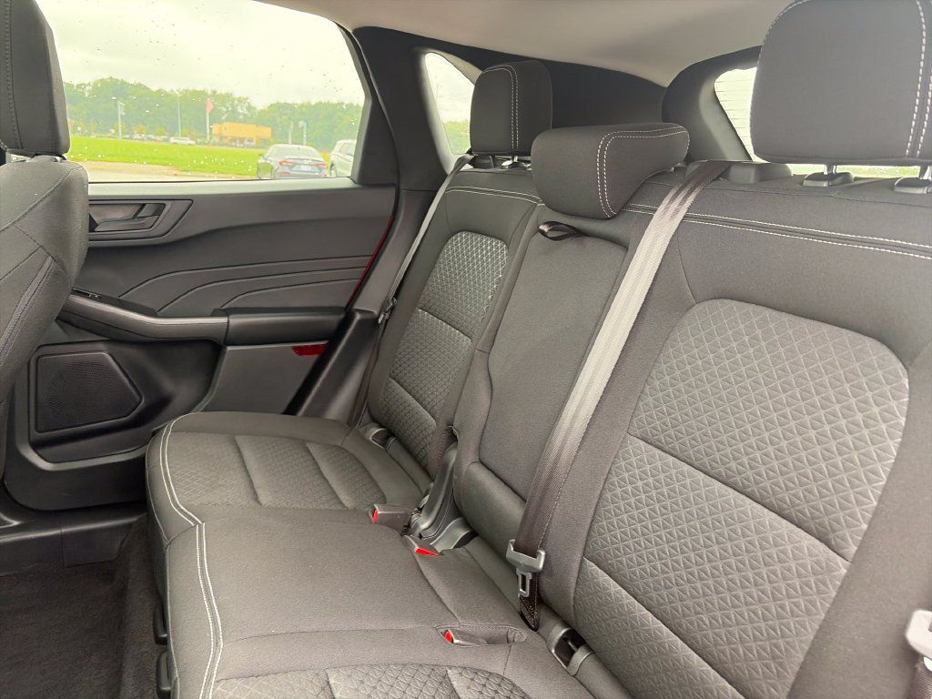 Used 2024 Ford Escape Active w/ Tech Pack #1 AWD/4WD image 29