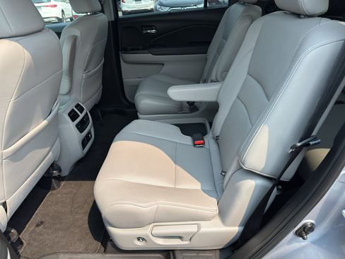 Used 2022 Honda Pilot Elite image 19