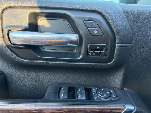 Used 2020 Chevrolet Silverado 2500 High Country w/ Z71 Off-Road Package image 25