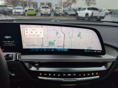 Used 2025 Cadillac Lyriq Luxury image 22