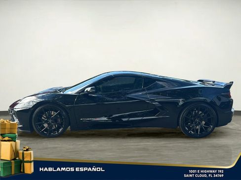 Used 2023 Chevrolet Corvette Stingray Coupe w/ Z51 Performance Package image 3