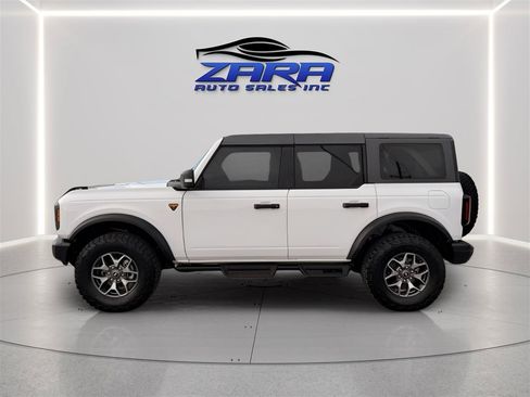 Used 2023 Ford Bronco Badlands AWD/4WD image 10