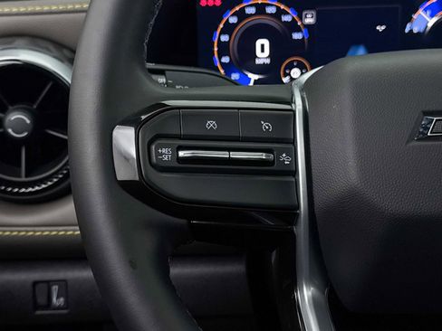 Used 2024 Chevrolet Colorado ZR2 image 32