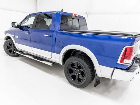 Used 2016 RAM 1500 Laramie w/ Convenience Group AWD/4WD image 4