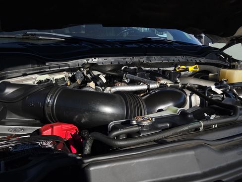 Used 2019 Ford F250 Platinum w/ Platinum Ultimate Package image 17