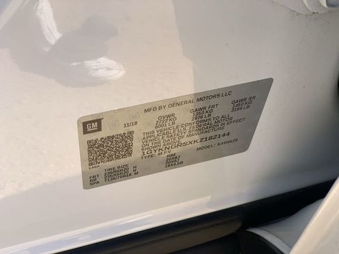 Used 2019 Cadillac XT5 Platinum AWD/4WD image 32