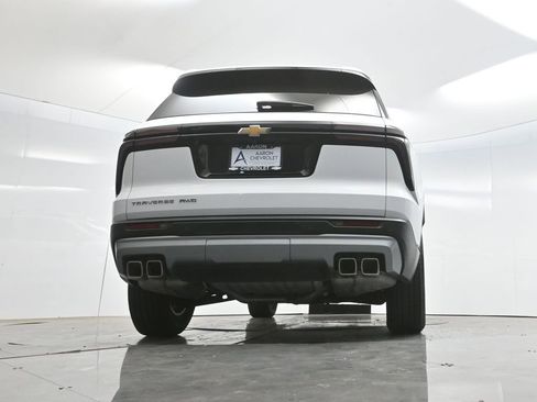 Used 2025 Chevrolet Traverse LT AWD/4WD image 58