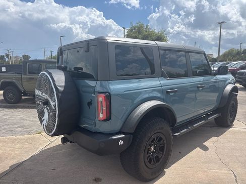 Used 2023 Ford Bronco Wildtrak image 29