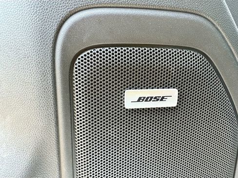 Used 2020 GMC Sierra 1500 SLT RWD image 10