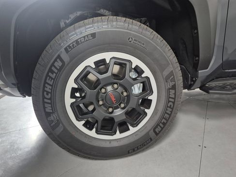 New 2025 Toyota 4Runner TRD Off-Road Premium image 11