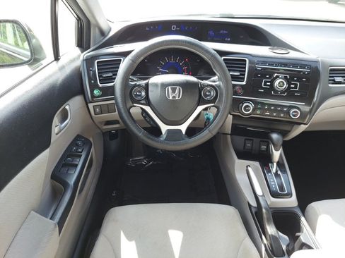 Used 2013 Honda Civic LX image 10