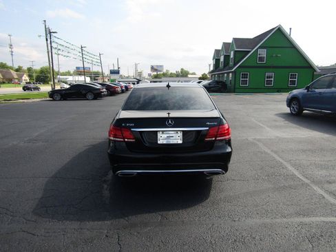 Used 2014 Mercedes-Benz E 350 4MATIC Sedan image 6