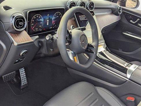 New 2026 Mercedes-Benz GLC 300 4MATIC image 3