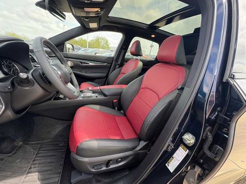 Certified 2025 INFINITI QX50 Sport image 15