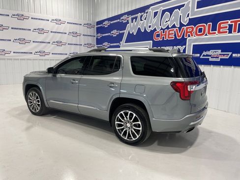 Used 2023 GMC Acadia Denali image 5