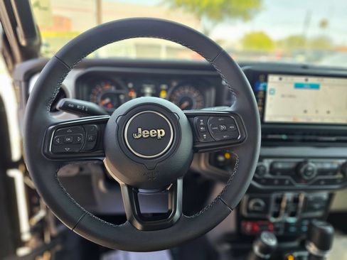 New 2026 Jeep Gladiator Willys AWD/4WD image 22