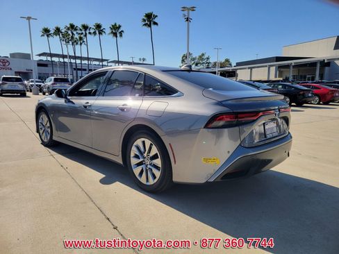Certified 2021 Toyota Mirai XLE w/ Advanced Technology Package image 5