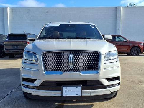 Certified 2021 Lincoln Navigator Reserve RWD image 19