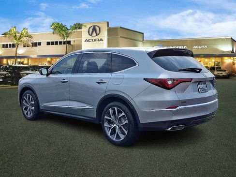 Used 2024 Acura MDX SH-AWD w/ Technology Package image 4