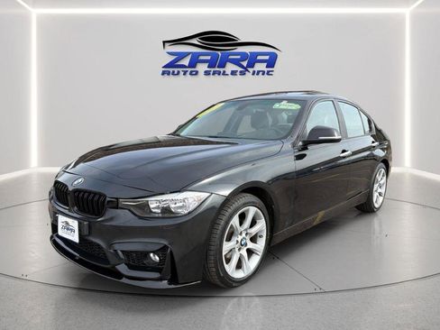 Used 2017 BMW 320i xDrive Sedan image 3