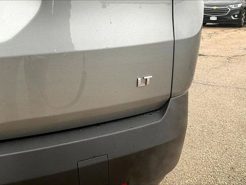 Certified 2023 Chevrolet Traverse LT image 25
