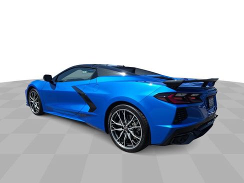 Used 2025 Chevrolet Corvette Stingray Premium Conv w/ Z51 Performance Package RWD image 6