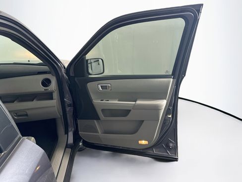 Used 2014 Honda Pilot LX image 32
