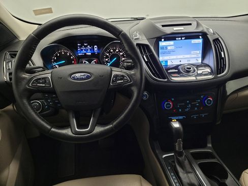 Used 2017 Ford Escape Titanium image 22