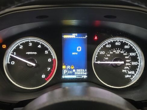 Used 2022 Subaru Forester Limited image 9