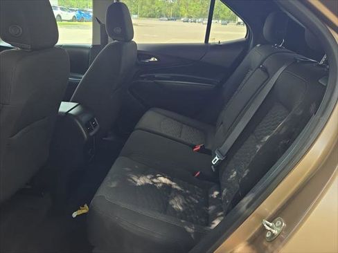 Used 2018 Chevrolet Equinox LT FWD image 17